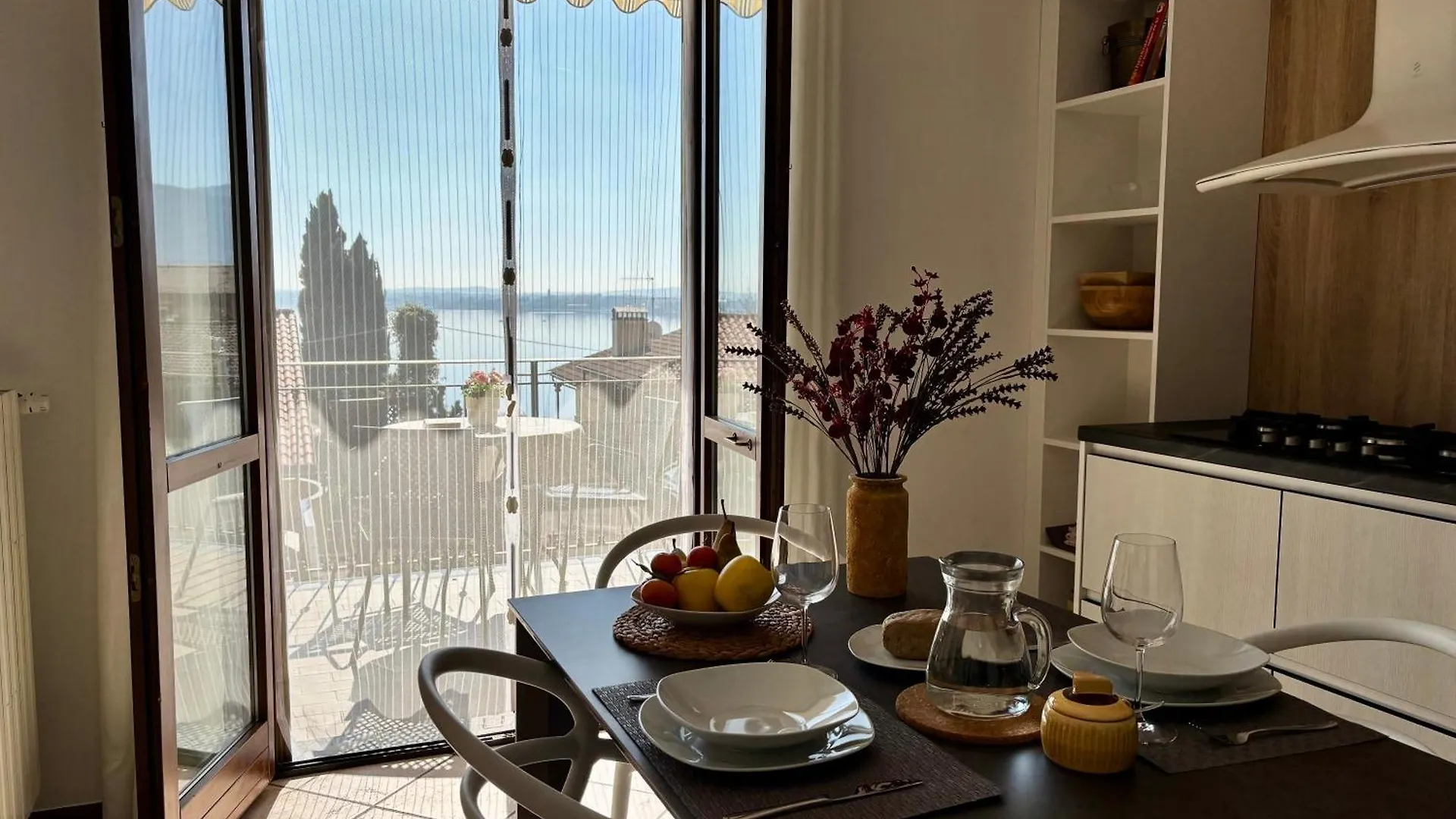 Casa Vacanza Monalba Sul Lago D'Iseo Predore 0*,