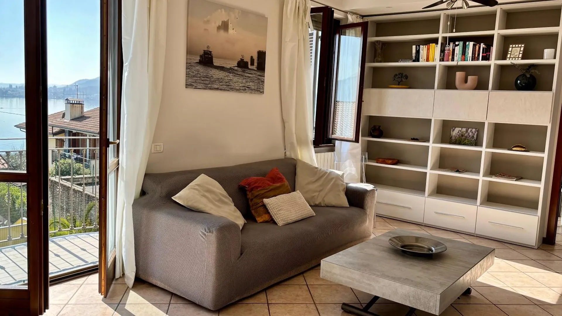 Casa Vacanza Monalba Sul Lago D'Iseo Predore 0*,  Italy