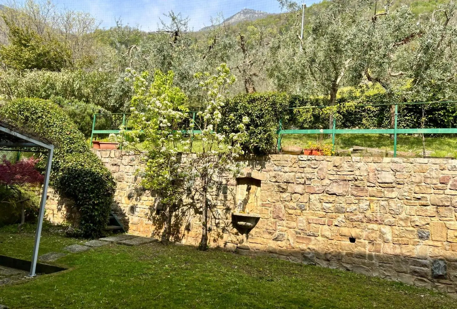 Casa Vacanza Monalba Sul Lago D'Iseo Predore 0*,  Italy