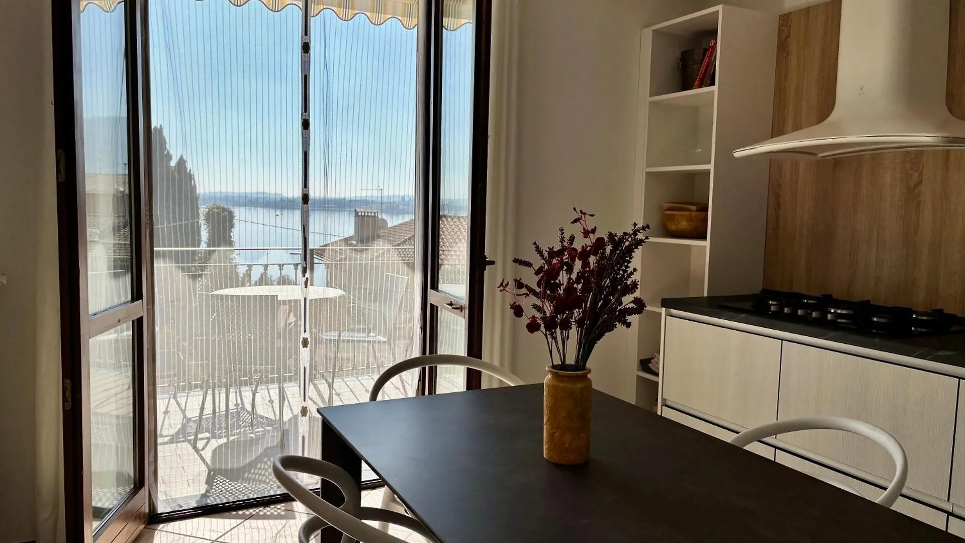 Casa Vacanza Monalba Sul Lago D'Iseo Predore